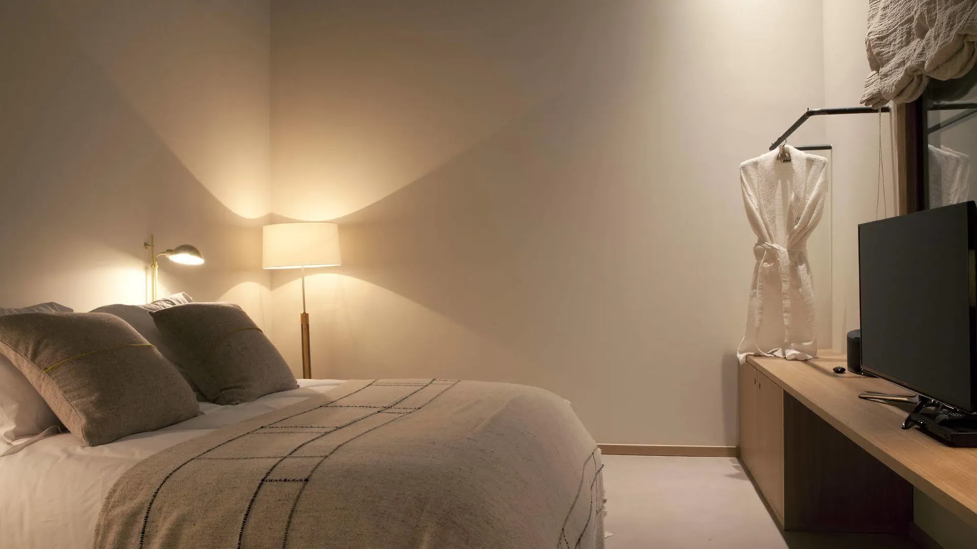 Hotel Margot House ברצלונה 4*,